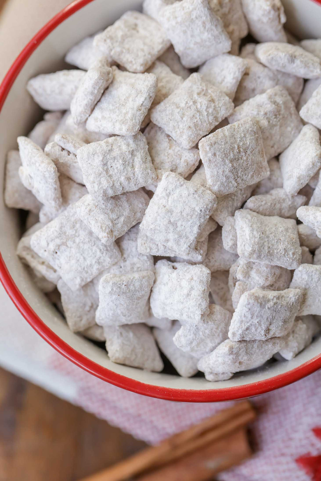 Puppy chow  or  CHOW CHOW Muddy Buddies
